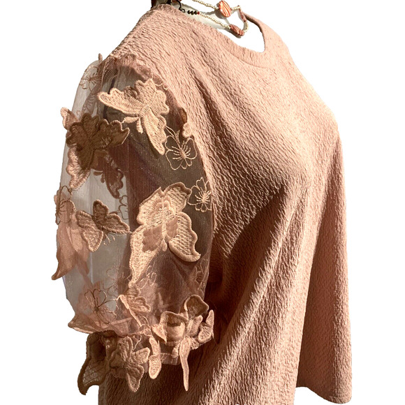 NWT Aliceblue Crepe Pink Butterfly Sheer Short Sleeve Top in Size 18 20 1X - Picture 6 of 10